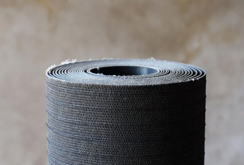 Белая конвейерная лента: применение и преимущества использования