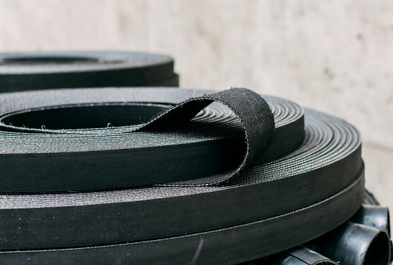 Конвейерные ленты с гофробортом и гофрированные транспортерные ленты