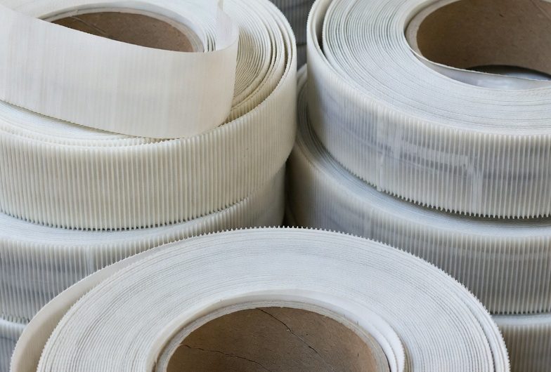 Ленты ТК 200: характеристики и преимущества использования