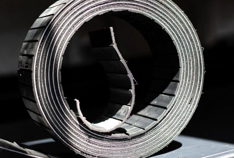 Модульная конвейерная лента для промышленных конвейерных систем