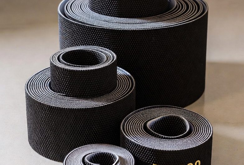 Транспортерная лента 400: характеристики и преимущества использования