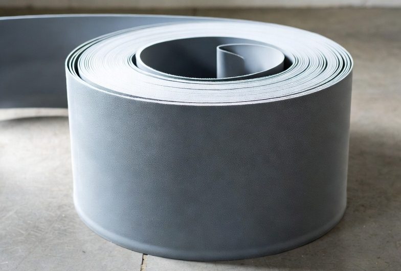 Конвейерные ленты и устройства для их очистки