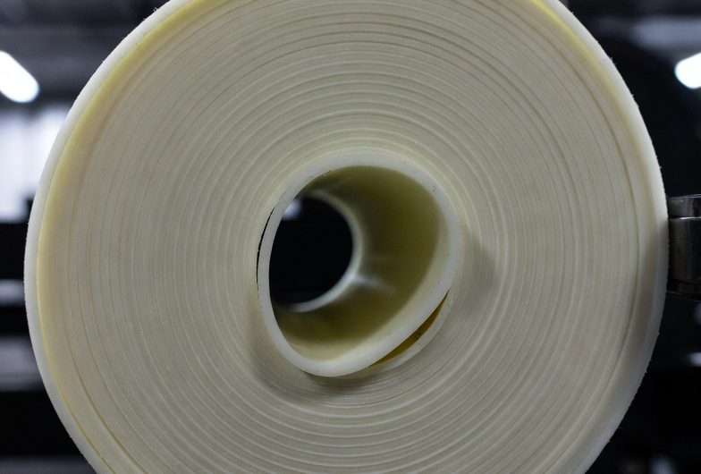 Конвейерные ленты ТК: характеристики и применение